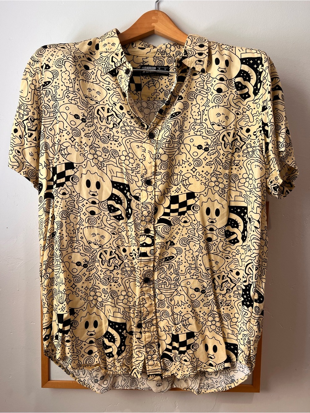 Casual Short-Sleeve Button-Down Shirt - Cream with Black Graphic Print